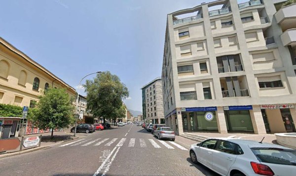 locale commerciale in vendita a Terni in zona Vocabolo Valenza