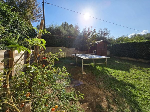 casa indipendente in vendita a Terni in zona Rivo