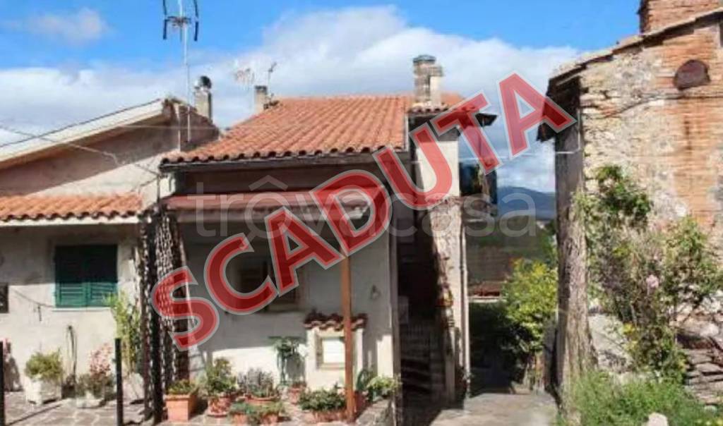 appartamento in vendita a Terni in zona Larviano