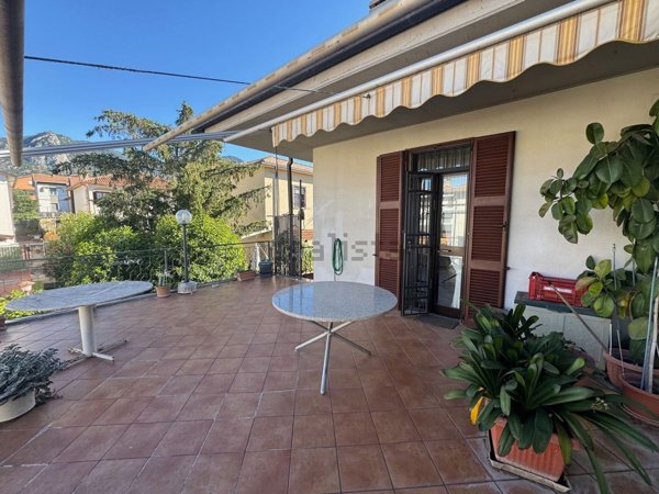 appartamento in vendita a Terni in zona Rivo