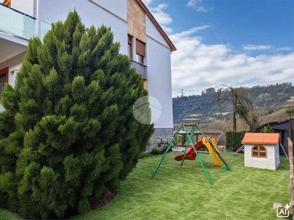 casa indipendente in vendita a Terni in zona Centro Città