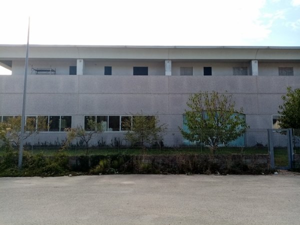 capannone in vendita a Terni