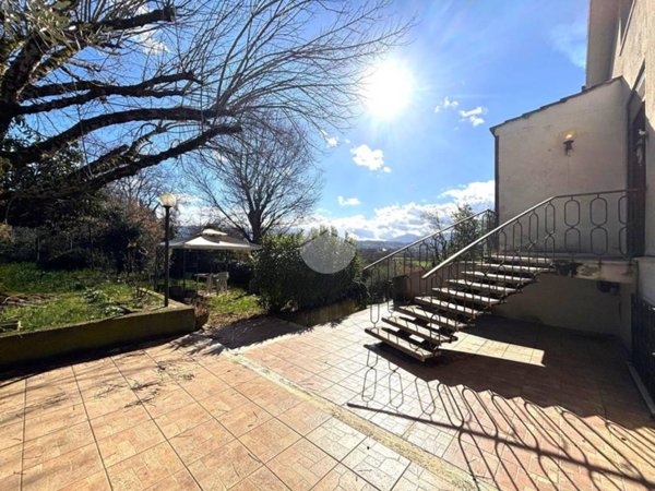 casa indipendente in vendita a Terni in zona Collescipoli
