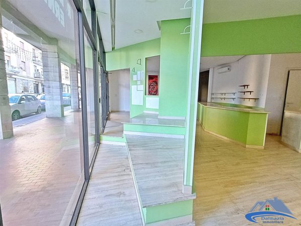 negozio in vendita a Terni in zona Centro Città