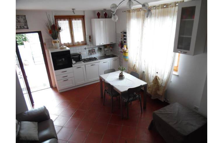 casa indipendente in vendita a Terni in zona Miranda