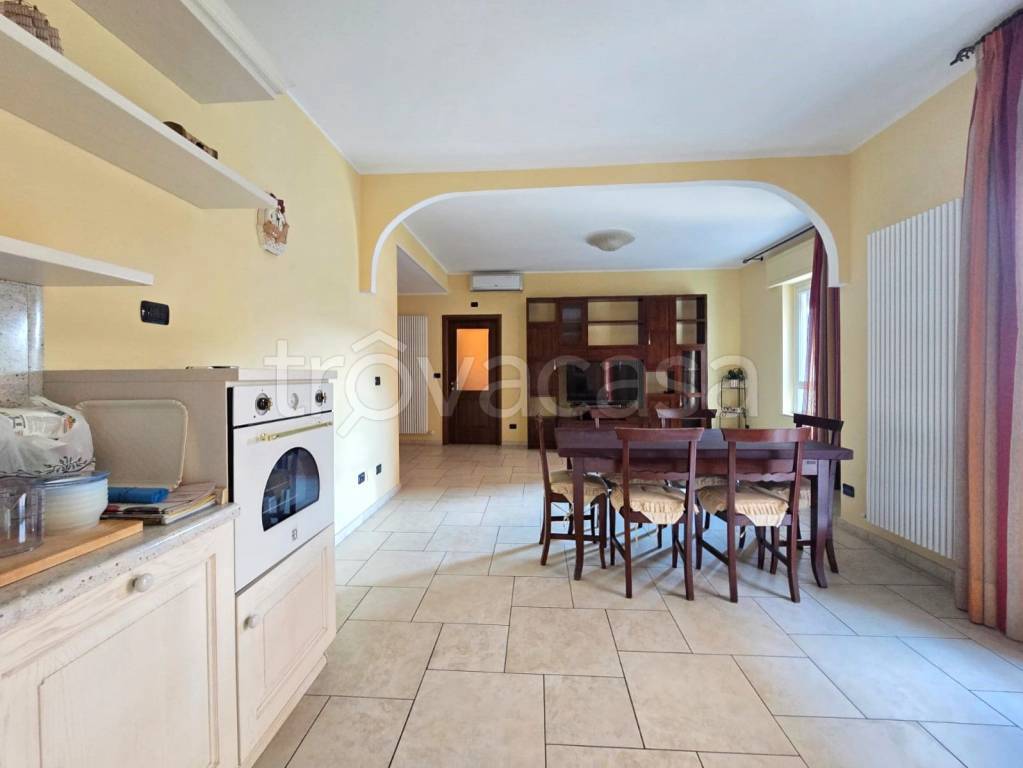 appartamento in vendita a Terni in zona Rivo