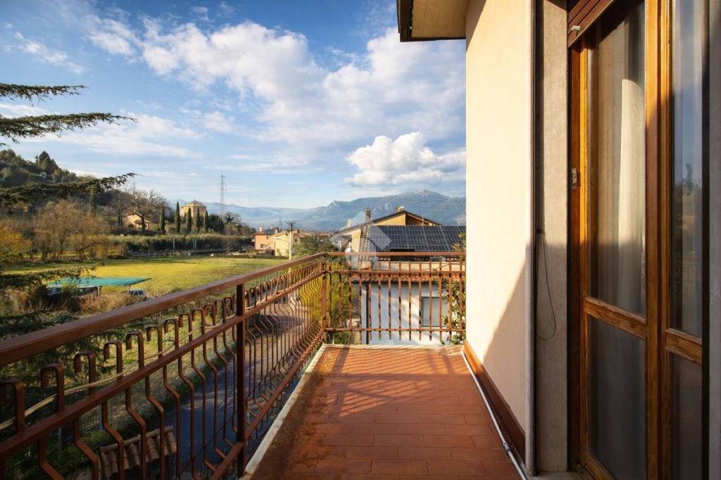 appartamento in vendita a Terni in zona Vocabolo Valenza