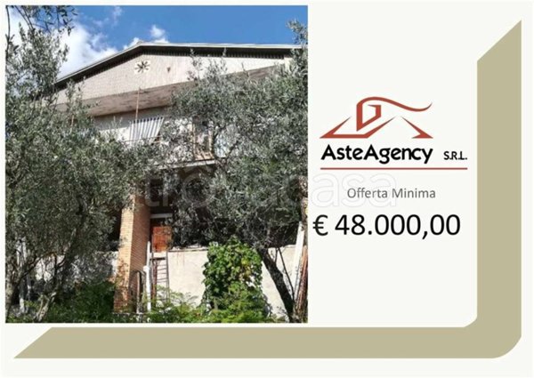 casa indipendente in vendita a Terni in zona Miranda