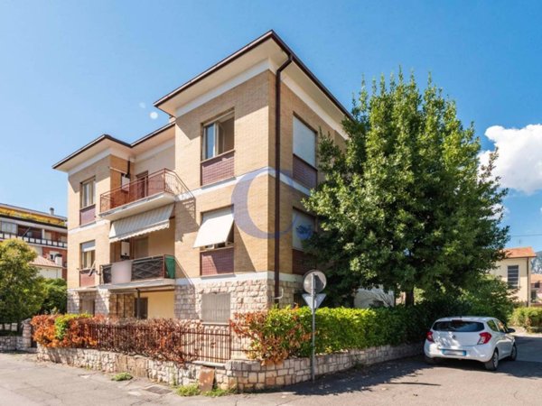 appartamento in vendita a Terni in zona Rivo