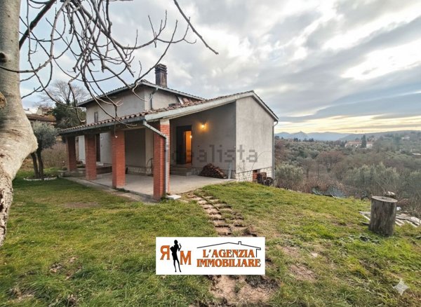 casa indipendente in vendita a Terni in zona Centro Città