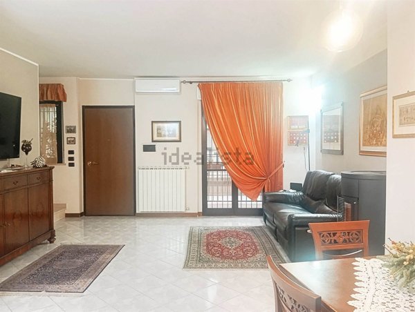 casa indipendente in vendita a Terni in zona Gabelletta