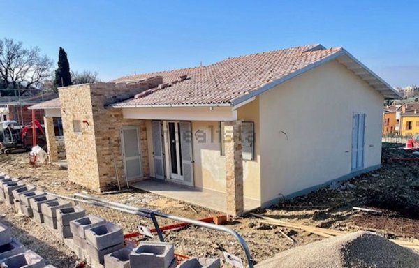 casa indipendente in vendita a Terni in zona Trevi