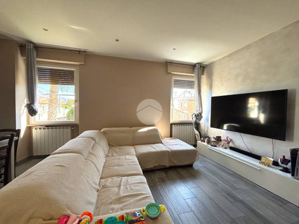 appartamento in vendita a Terni in zona Rivo