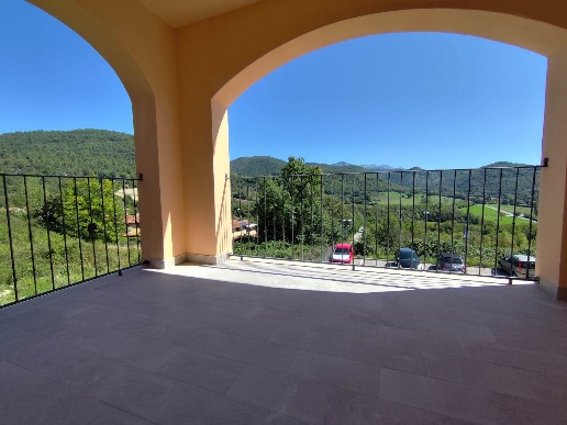 appartamento in vendita a Terni in zona Piediluco