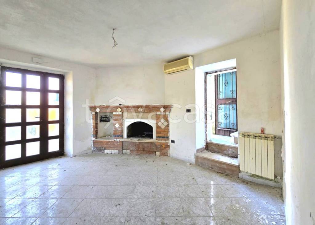 casa indipendente in vendita a Terni in zona Collescipoli
