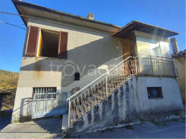 appartamento in vendita a Terni in zona Battiferro