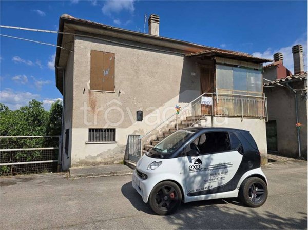appartamento in vendita a Terni in zona Battiferro
