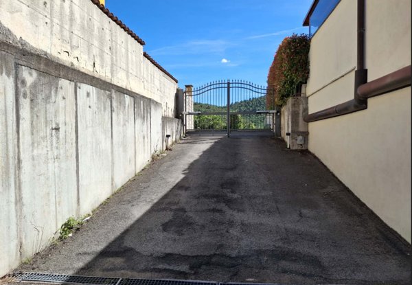 appartamento in vendita a Terni in zona Collestatte