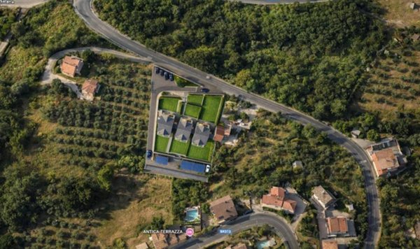 casa indipendente in vendita a Terni in zona Collescipoli