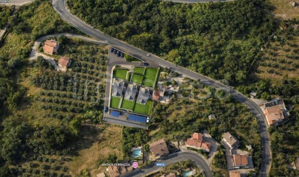 casa indipendente in vendita a Terni in zona Collescipoli