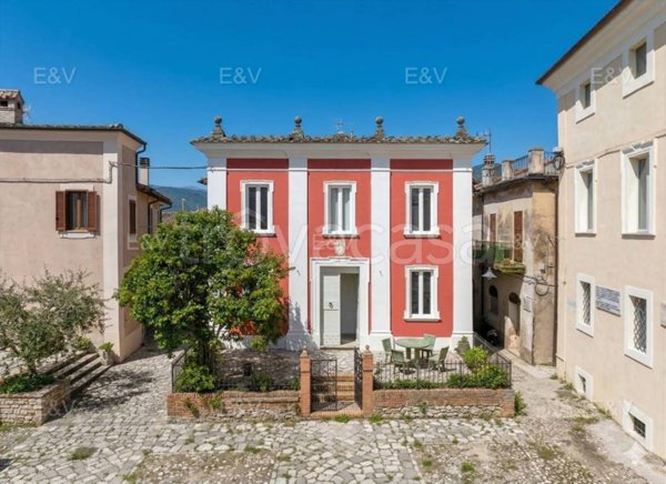 casa indipendente in vendita a Terni in zona Collestatte