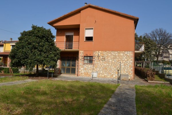 appartamento in vendita a Terni in zona Rivo