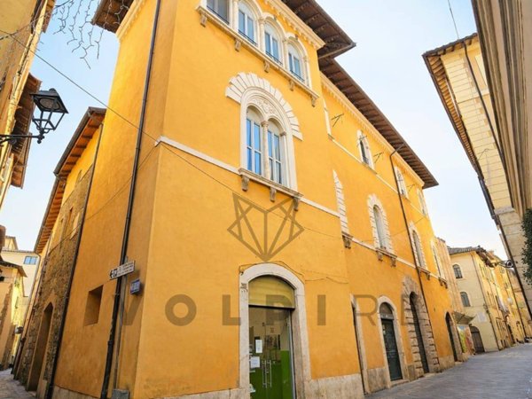 appartamento in vendita a Terni in zona Centro Città