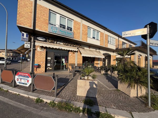 negozio in vendita a Terni in zona Collescipoli