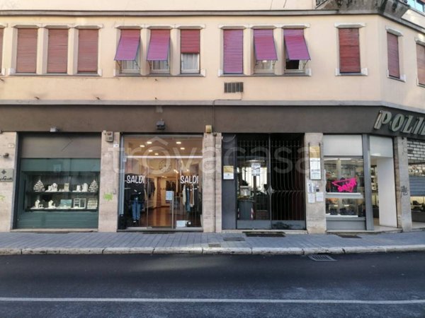 ufficio in vendita a Terni in zona Centro Città