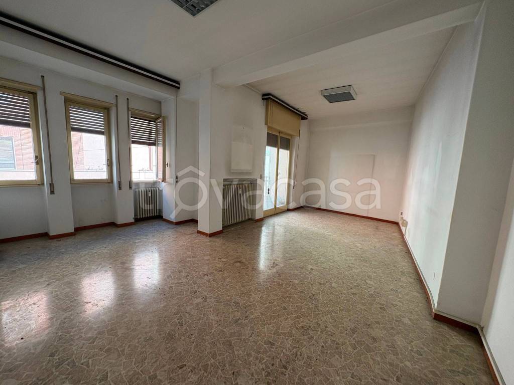 ufficio in vendita a Terni in zona Centro Città