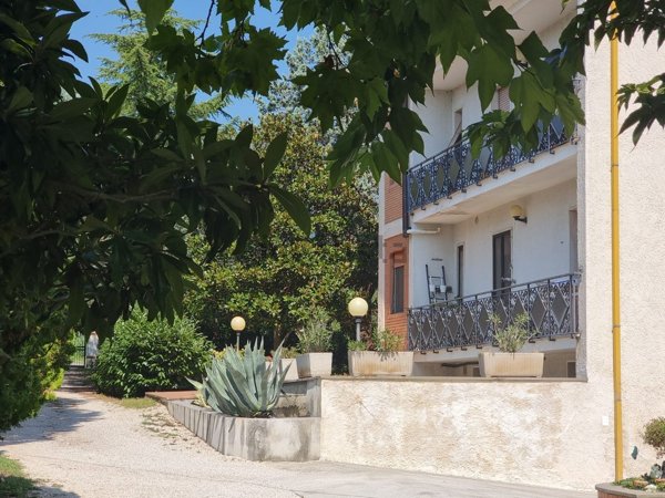 appartamento in vendita a Terni in zona Fontana di Polo