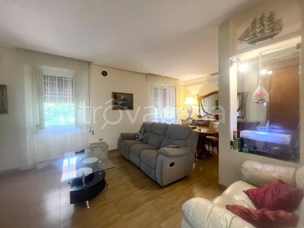 casa indipendente in vendita a Terni in zona Centro Città