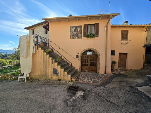 appartamento in vendita a Terni in zona Cecalocco