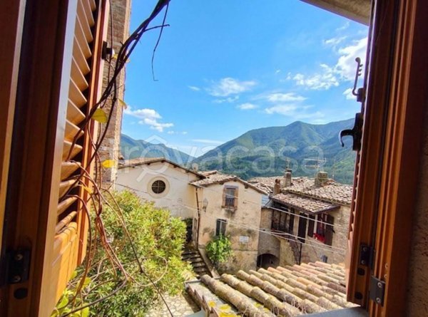 casa indipendente in vendita a Terni in zona Poggio Lavarino
