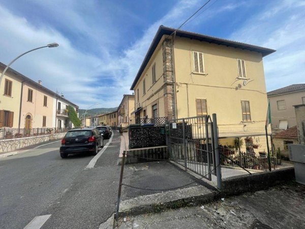 appartamento in vendita a Terni in zona Vocabolo Valenza