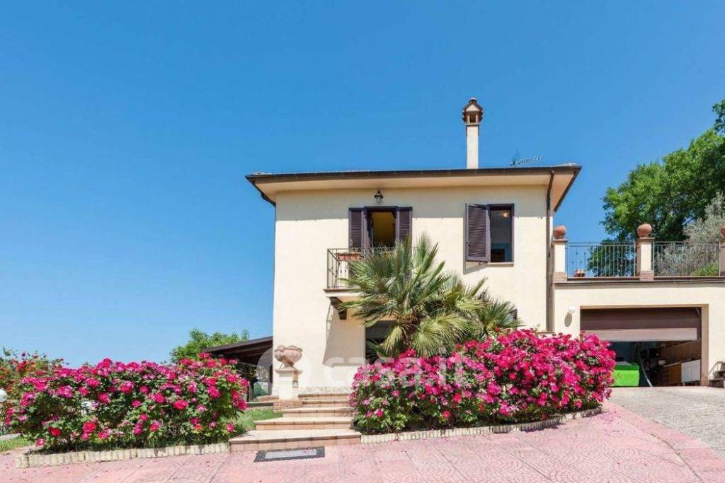 casa indipendente in vendita a Terni in zona Centro Città