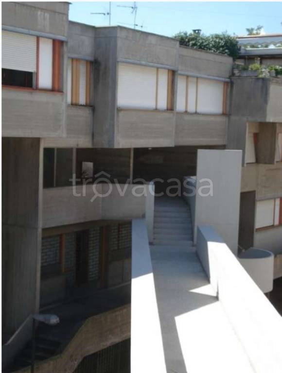 negozio in vendita a Terni in zona Vocabolo Valenza