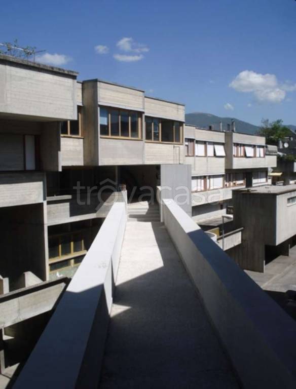 casa indipendente in vendita a Terni in zona Vocabolo Valenza