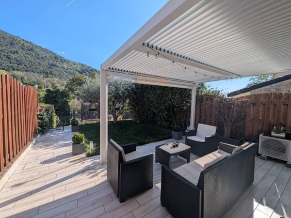 casa indipendente in vendita a Terni in zona Vocabolo Valenza