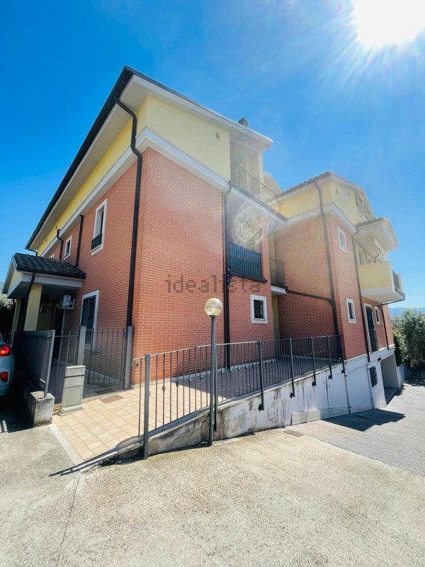 appartamento in vendita a Terni in zona Cinque Strade