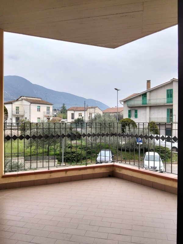 appartamento in vendita a Terni in zona Campitello