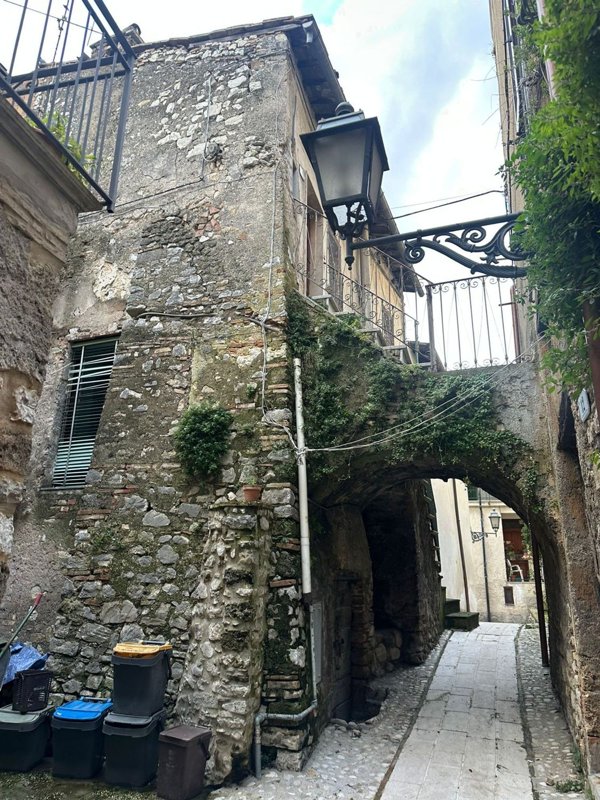 appartamento in vendita a Terni in zona Collestatte