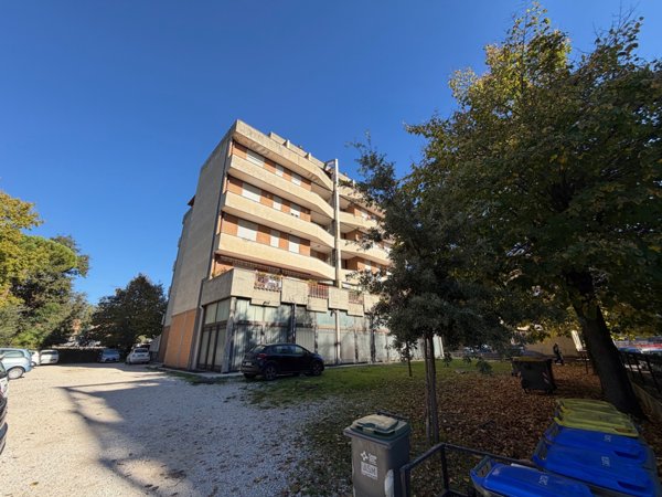 appartamento in vendita a Terni in zona Vocabolo Valenza