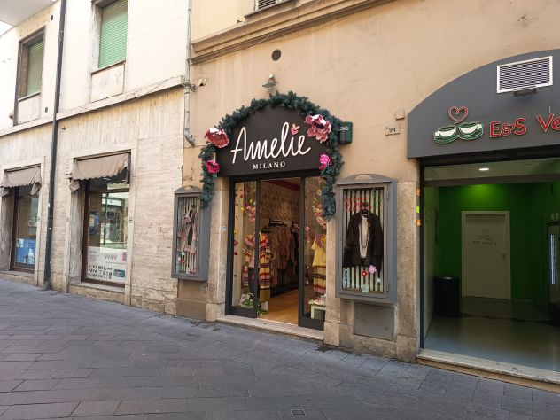 negozio in vendita a Terni in zona Centro Città