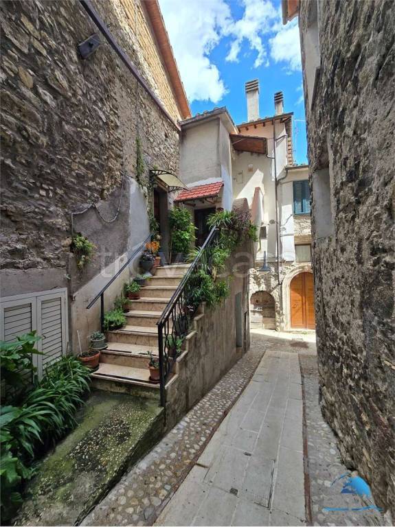 appartamento in vendita a Terni in zona Collestatte