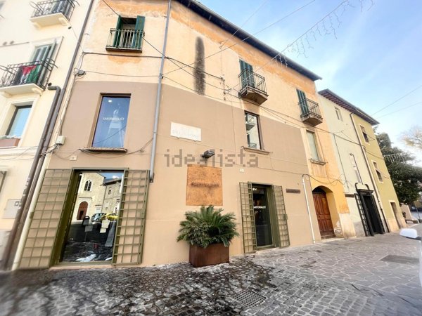 negozio in vendita a Terni in zona Centro Città