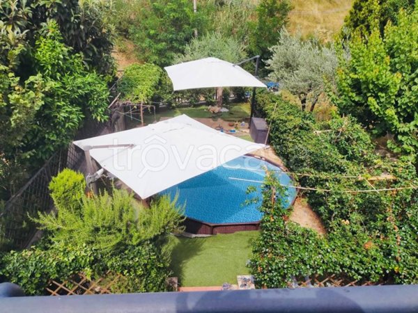 casa indipendente in vendita a Terni in zona Centro Città