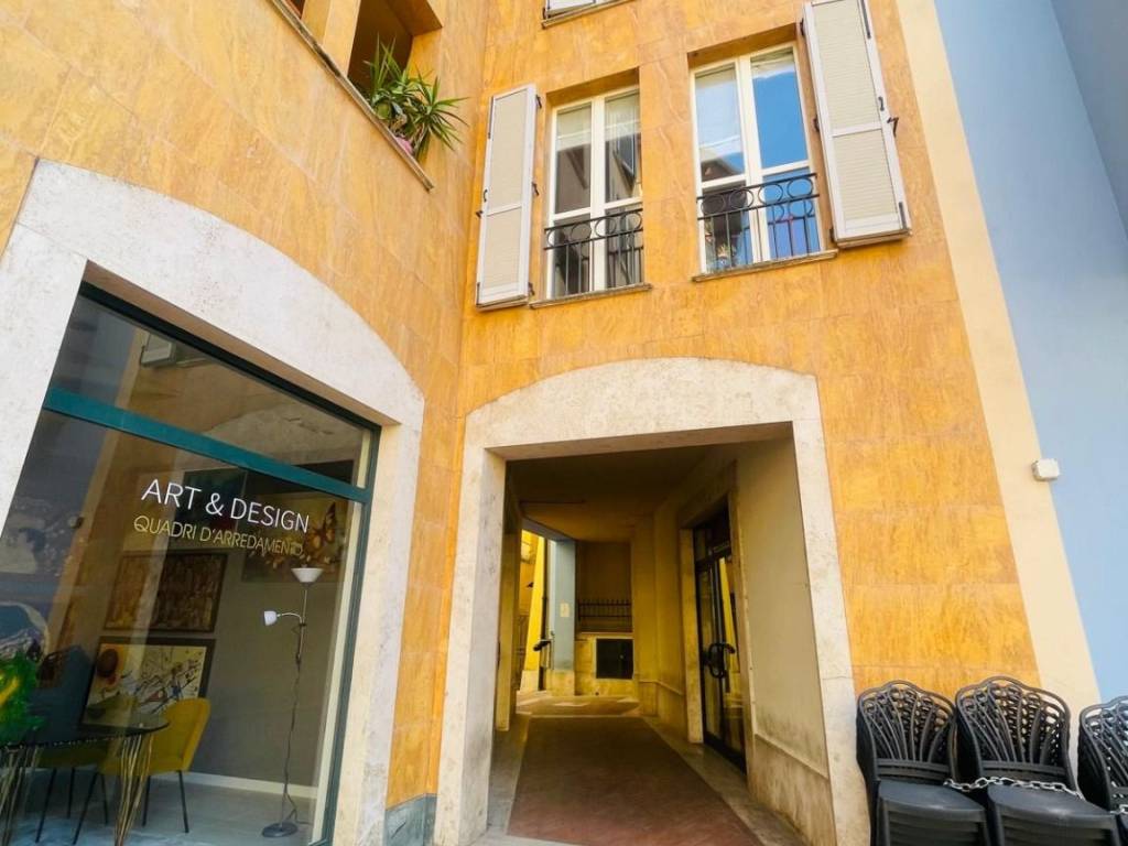 negozio in vendita a Terni in zona Centro Città