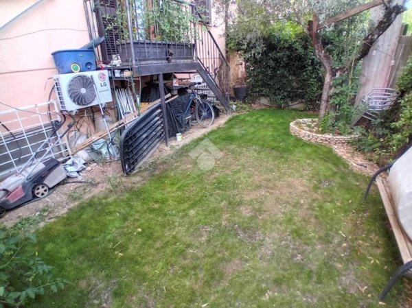casa indipendente in vendita a Terni in zona Gabelletta