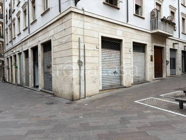 negozio in vendita a Terni in zona Centro Città